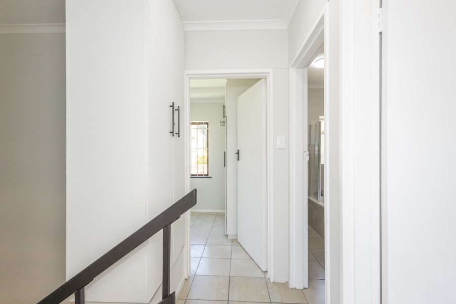 3 Bedroom Property for Sale in Stellenryk Western Cape